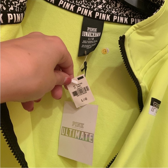 {PINK VICTORIAS SECRET} Workout Quarter ZIP NWT - Picture 2 of 6